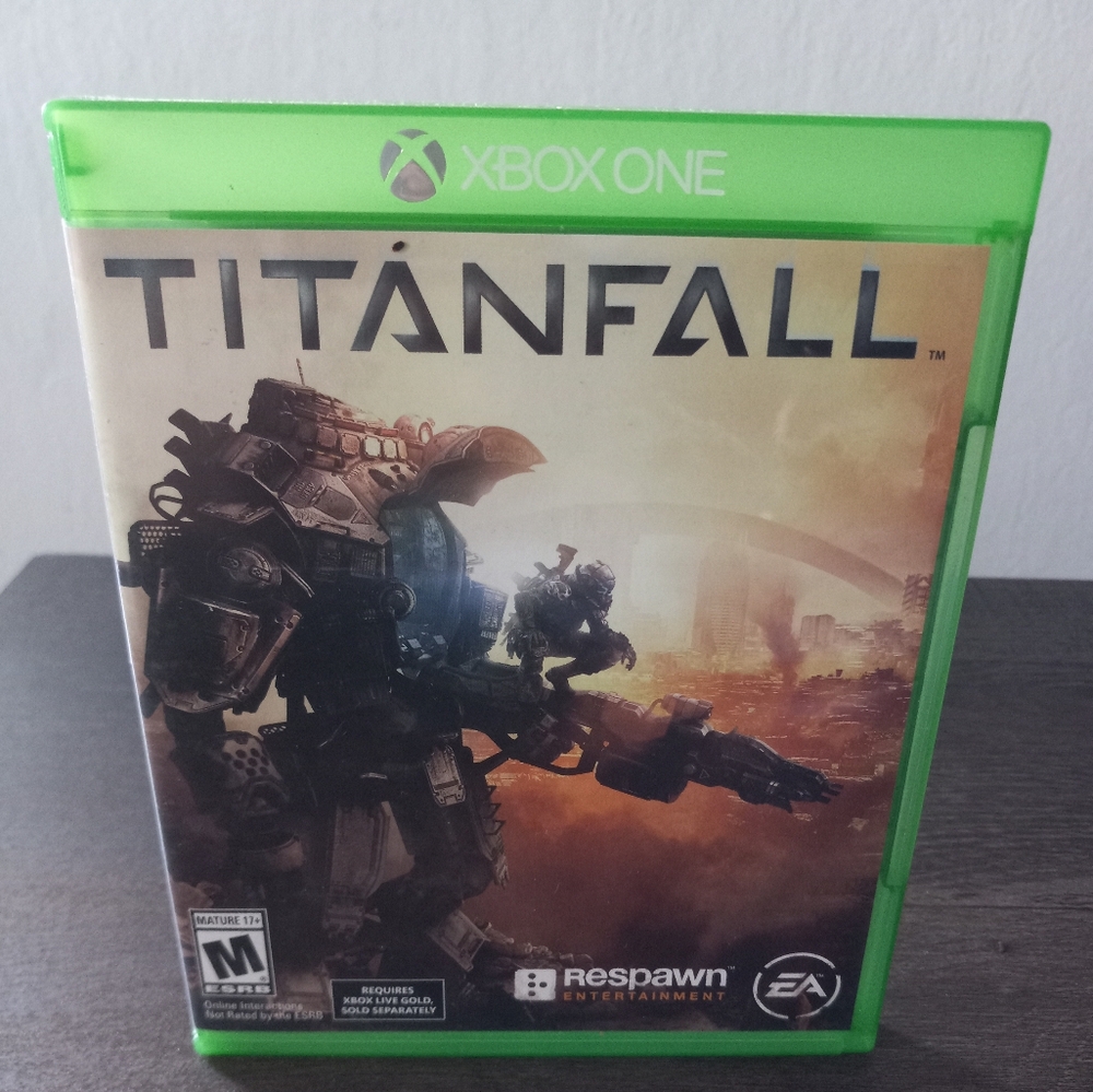 2014 Titanfall Xbox One Complete W/Manual